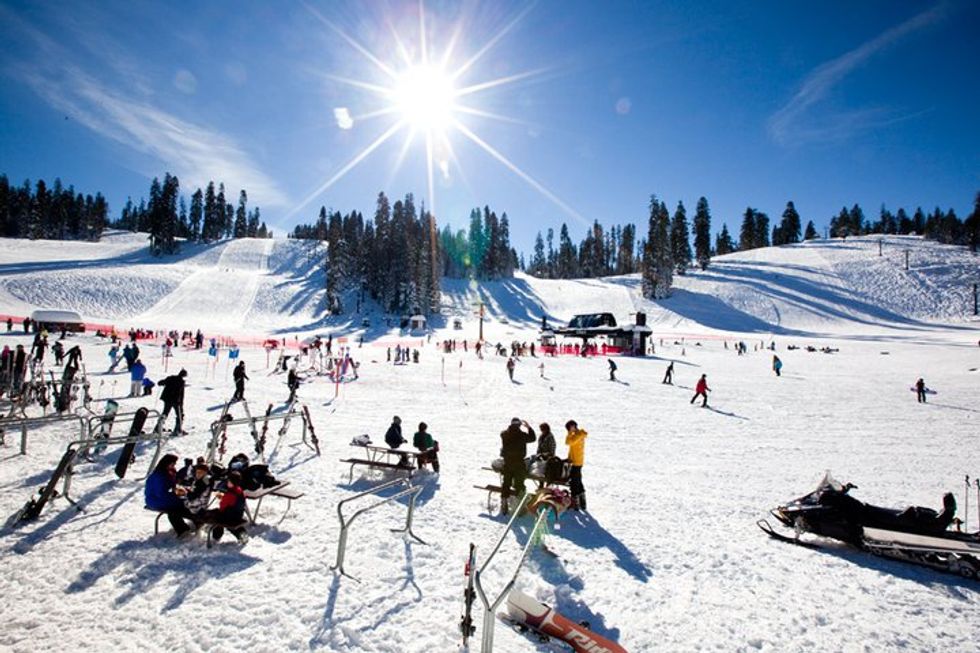 Yosemite's Badger Pass Ski Area Finally Opens