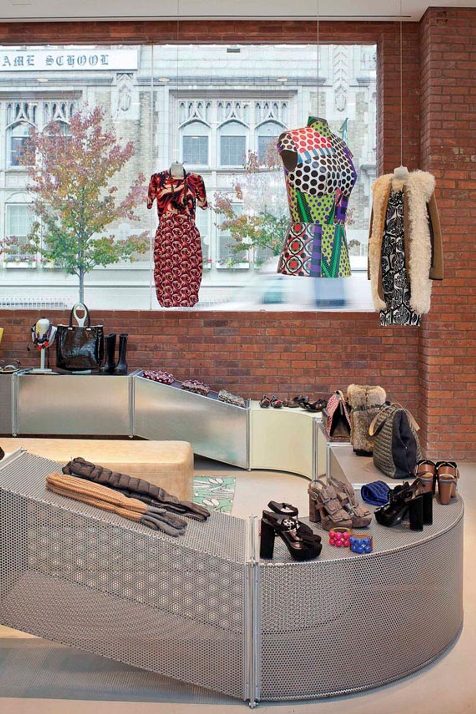 Take a Well-Heeled Walk in Manhattan’s New Garment District