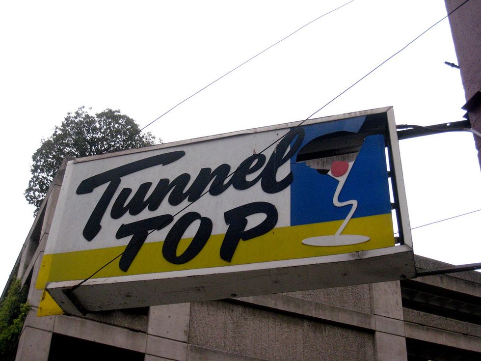 The Weeknighter: The Tunnel Top