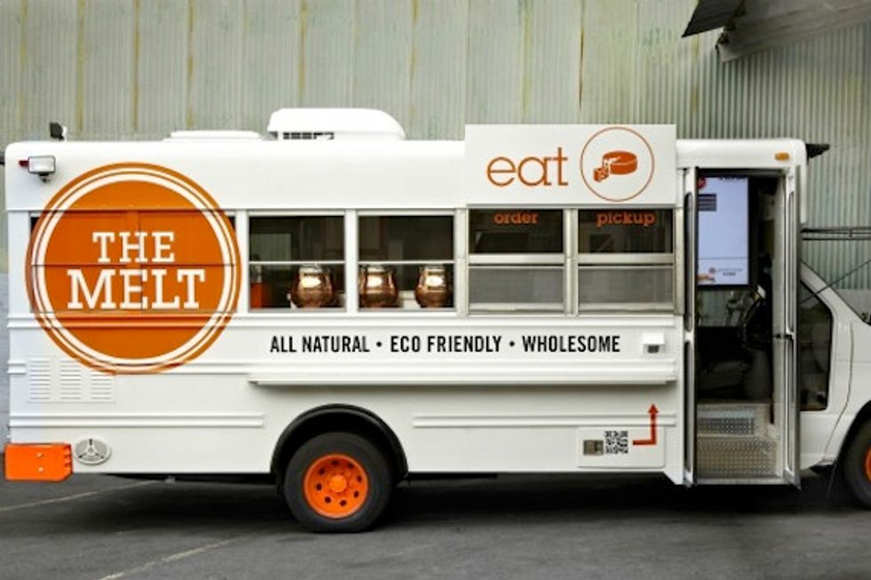 Foodie Agenda: Lunch in a Field, a Grilled Cheese Bus, and More