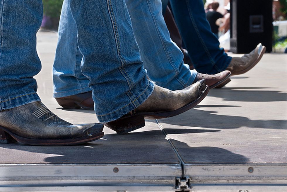 Need a Break from Dubstep? How 'Bout Some Line Dancing