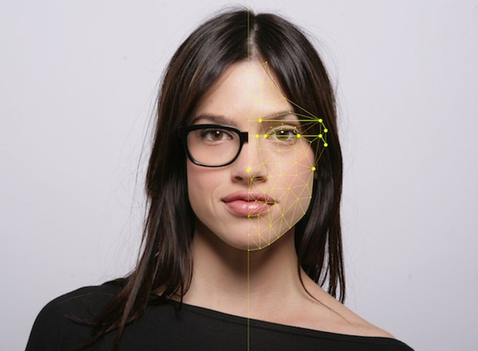 DITTO's Virtual Try-On Technology Enables You to Buy Eyeglasses Online