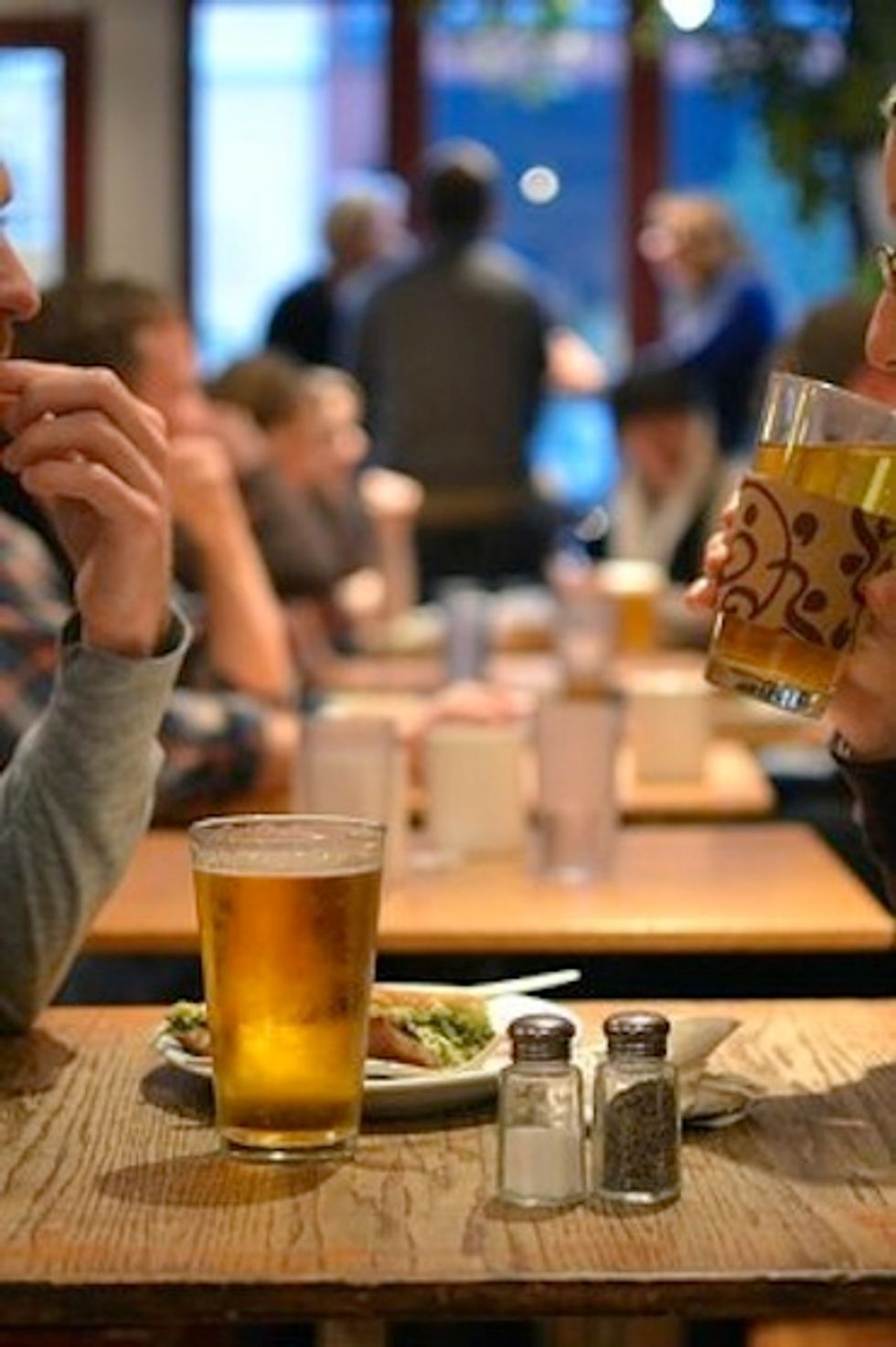 The Weeknighter: Mojo Bicycle Cafe