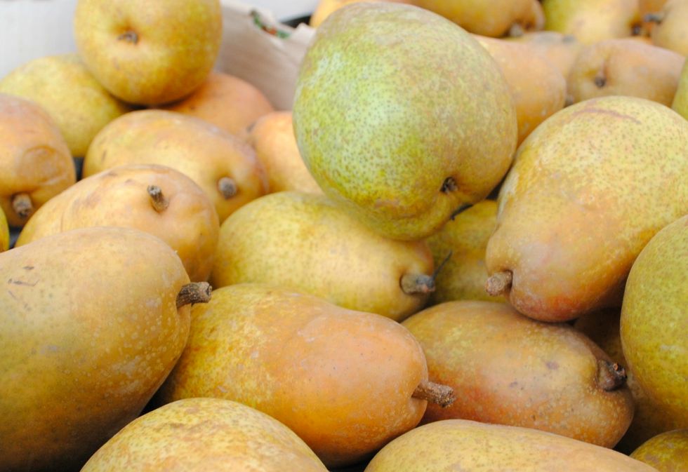 Market Watch: Pear Season's Winding Down, Get Them While You Can