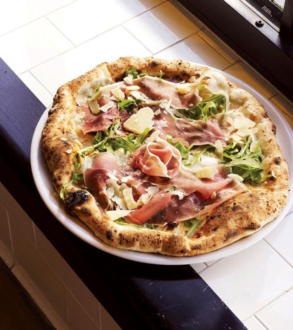 Farina Pizzeria Joins the Mission's Little Italy