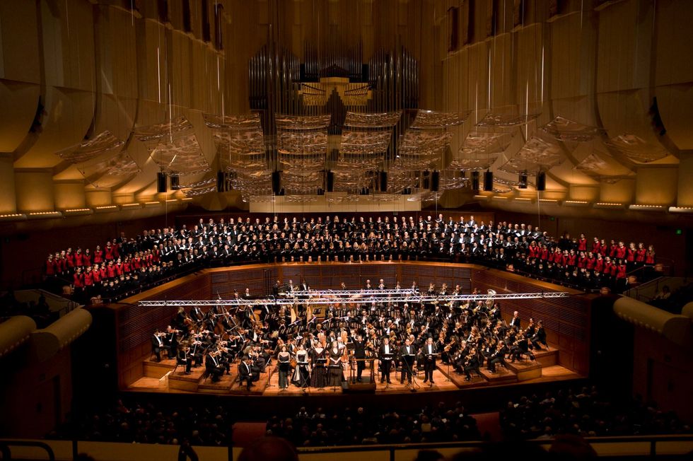 The SF Symphony's Holiday Season is Heating Up