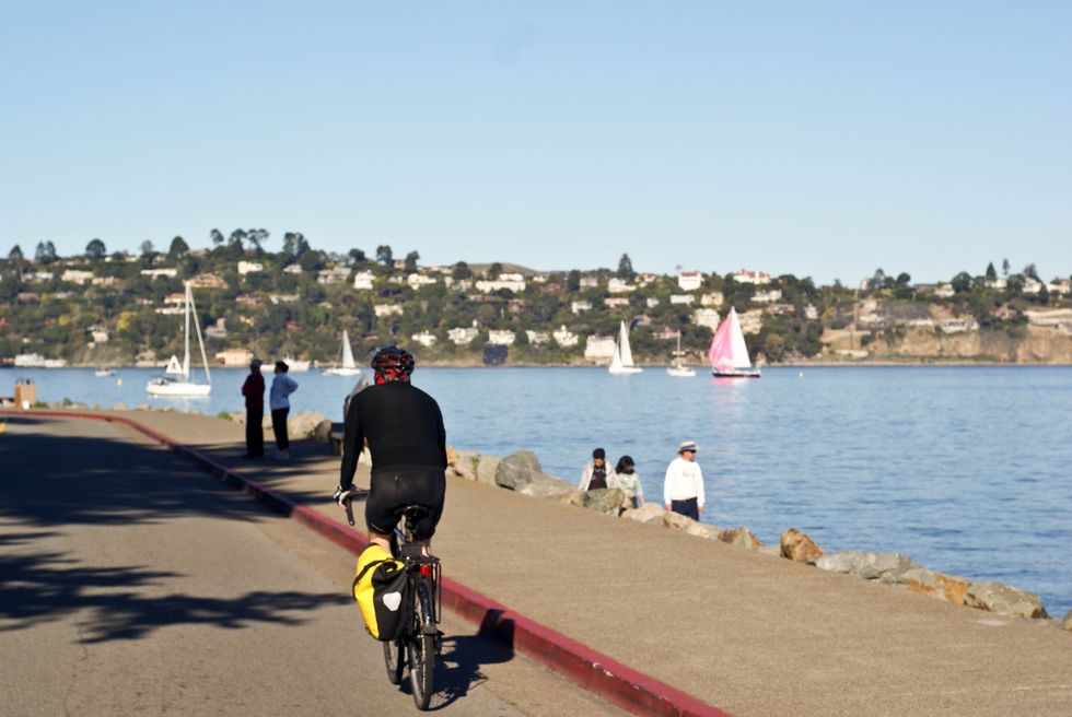 A Perfect Post-Holiday 20-Mile Bike Ride: SF to Tiburon