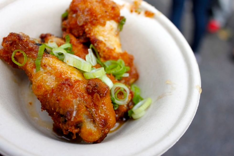 Seven Finger-Lickin' Chicken Wings In San Francisco