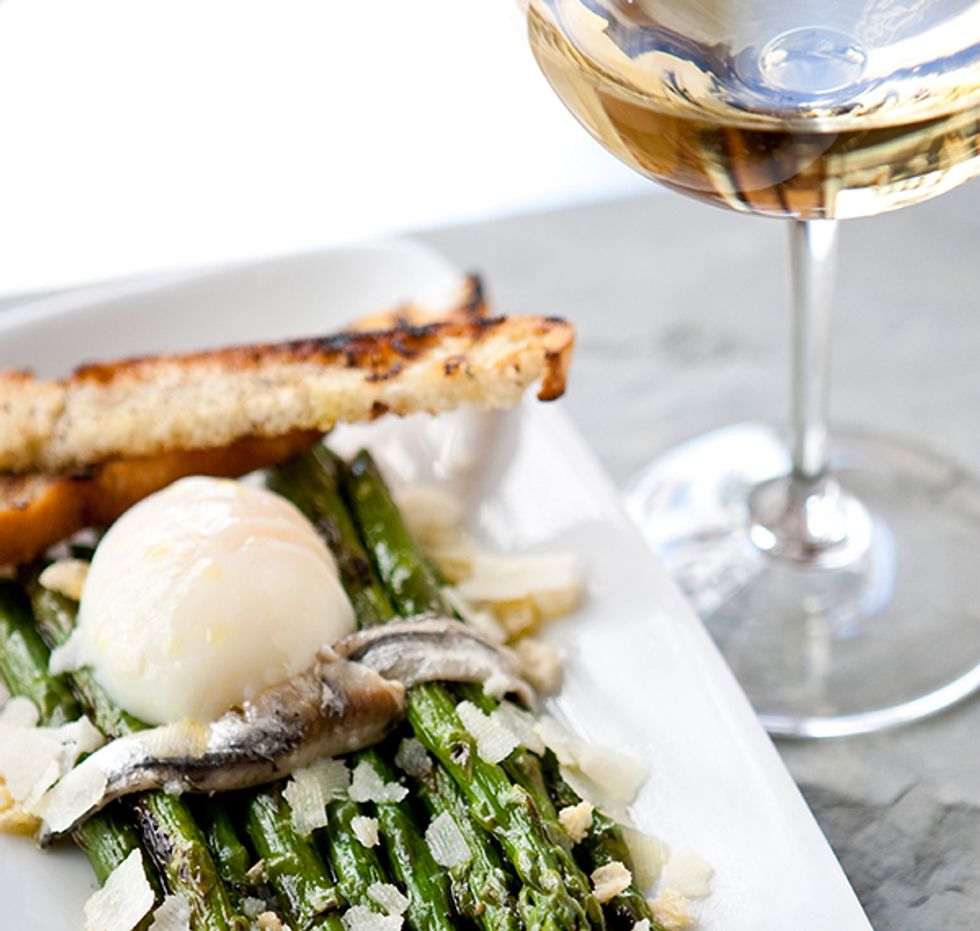 Seven Perfect Wine Pairings for Spring Cuisine