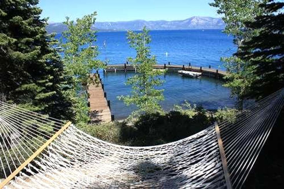 Five Lake Tahoe Beach House Rentals That'll Make You Swoon