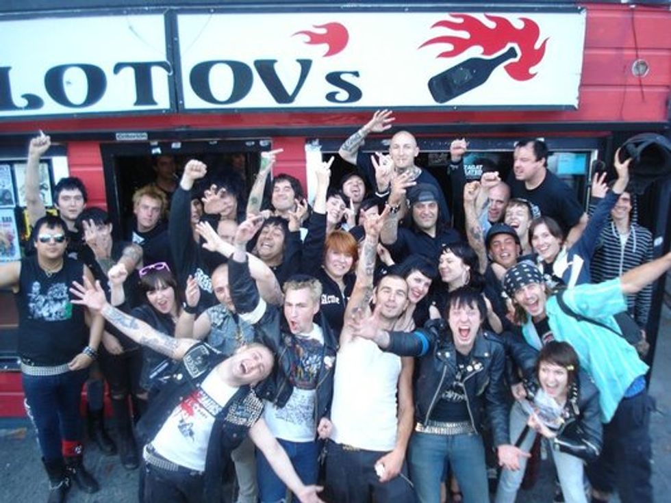 The Weeknighter: Molotov's