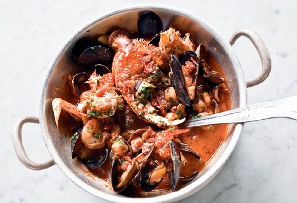 It's Dungeness Crab Season, Dig In!