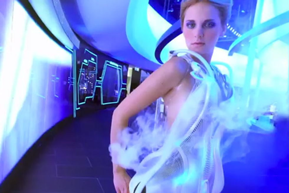 Fashion + Tech Designer Anouk Wipprecht Creates Smart Textiles in SF