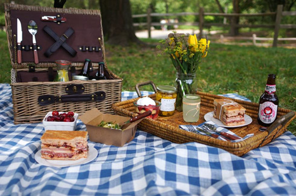 Choosing the Perfect Beer Pairing for Your Summer Picnic