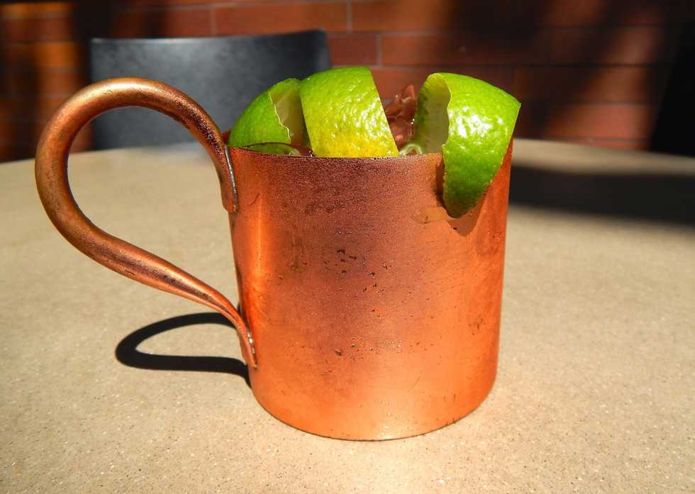 Drink Here Now: Al Fresco Cocktails and Chick Flicks