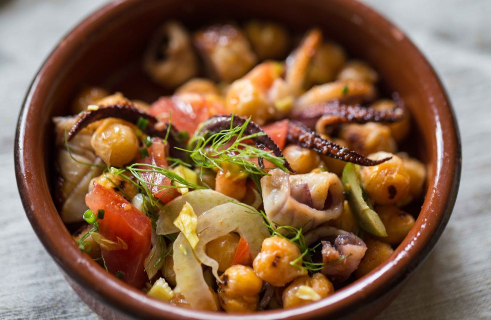 East Bay Eats: Cocktails, Burgers, and "Top Chef"-Stamped Openings