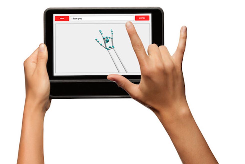 New Tablet Case Translates Sign Language Into Text