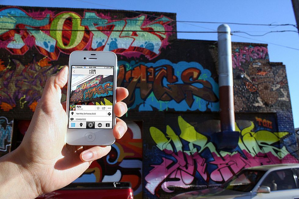 1AM Mobile App: A Virtual Gallery for Street Art Enthusiasts