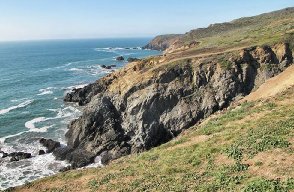 Local Gear Company Alite Designs Launches Fresh Air Club