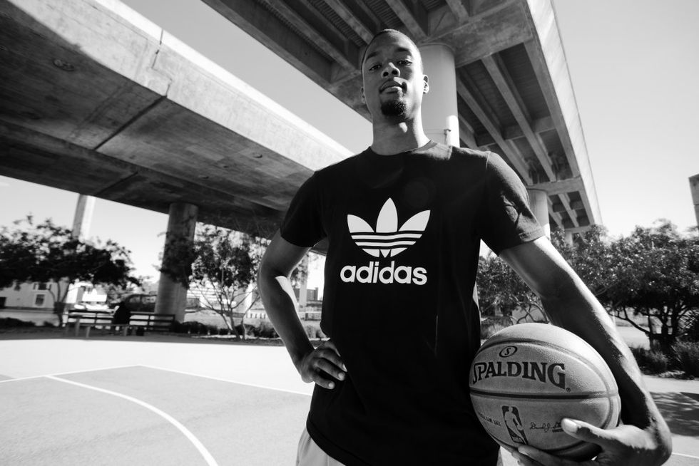 Warriors' Harrison Barnes Plays Pick-up Ball in Oakland