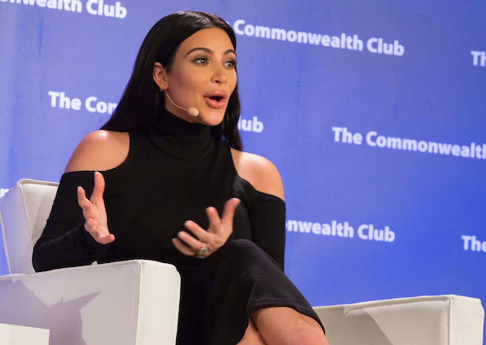 Kim Kardashian Stole Hillary Clinton’s Look? And Guess Who Wore It Better!