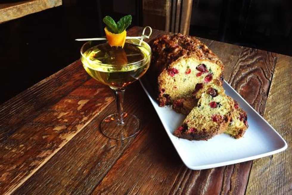 Easy, Seasonal Cocktails to Serve on Thanksgiving