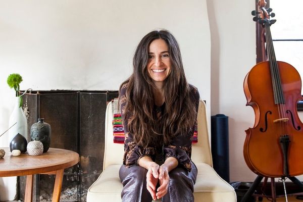 With a stunning new Victorian showroom/events space, designer Erica Tanov is still going strong.