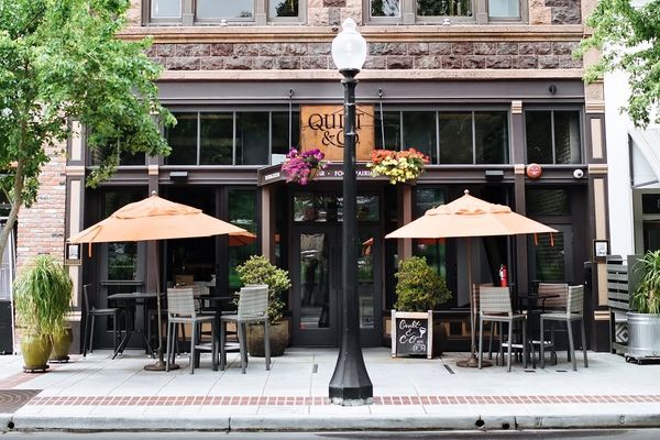 Boutique Wine Tasting Lounges, Casual Eats + More in Downtown Napa