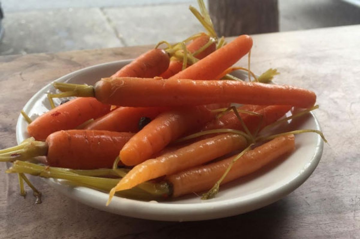 Tartine's Spicy Pickled Carrots Recipe