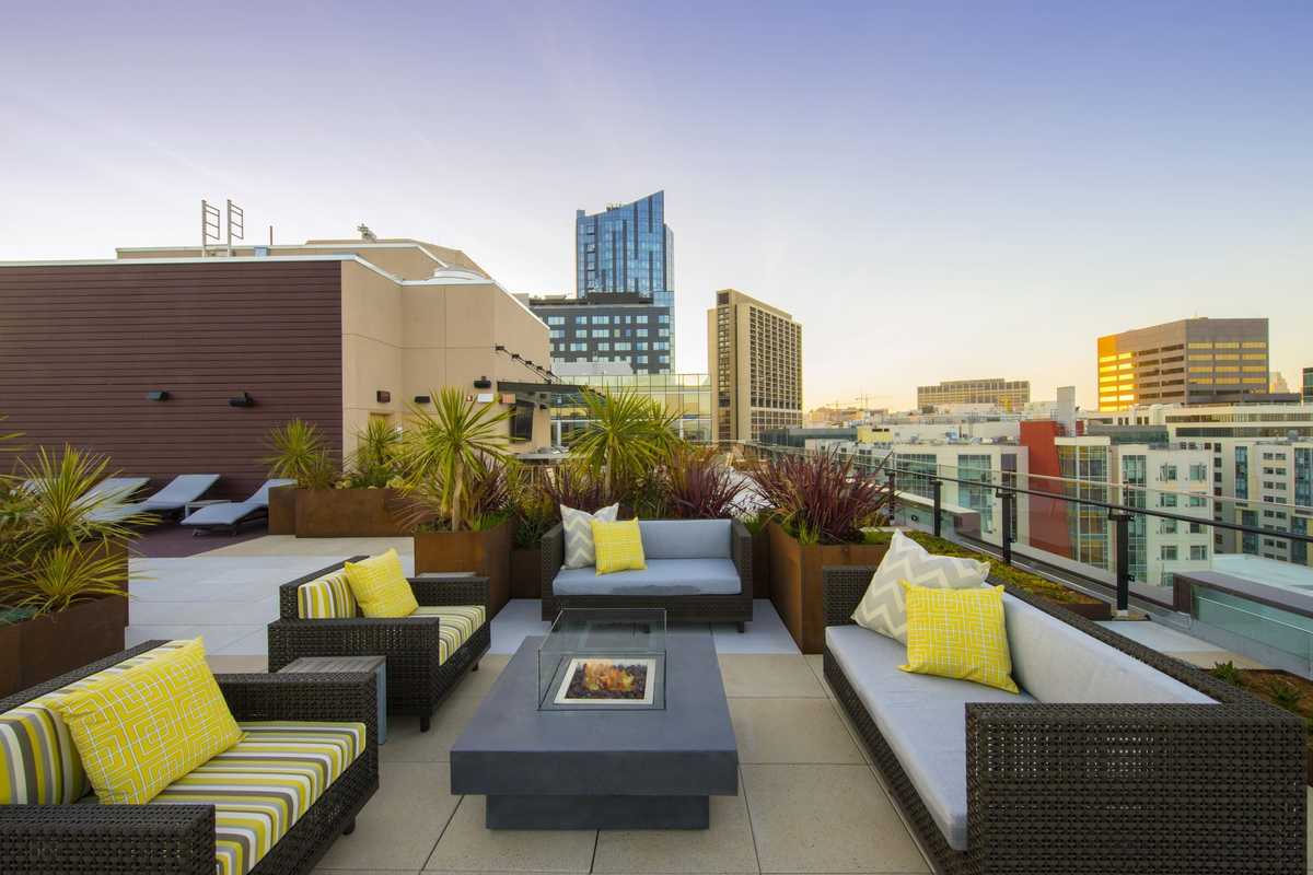Olume Luxury Apartments Offer City Living in the Heart of Mid-Market