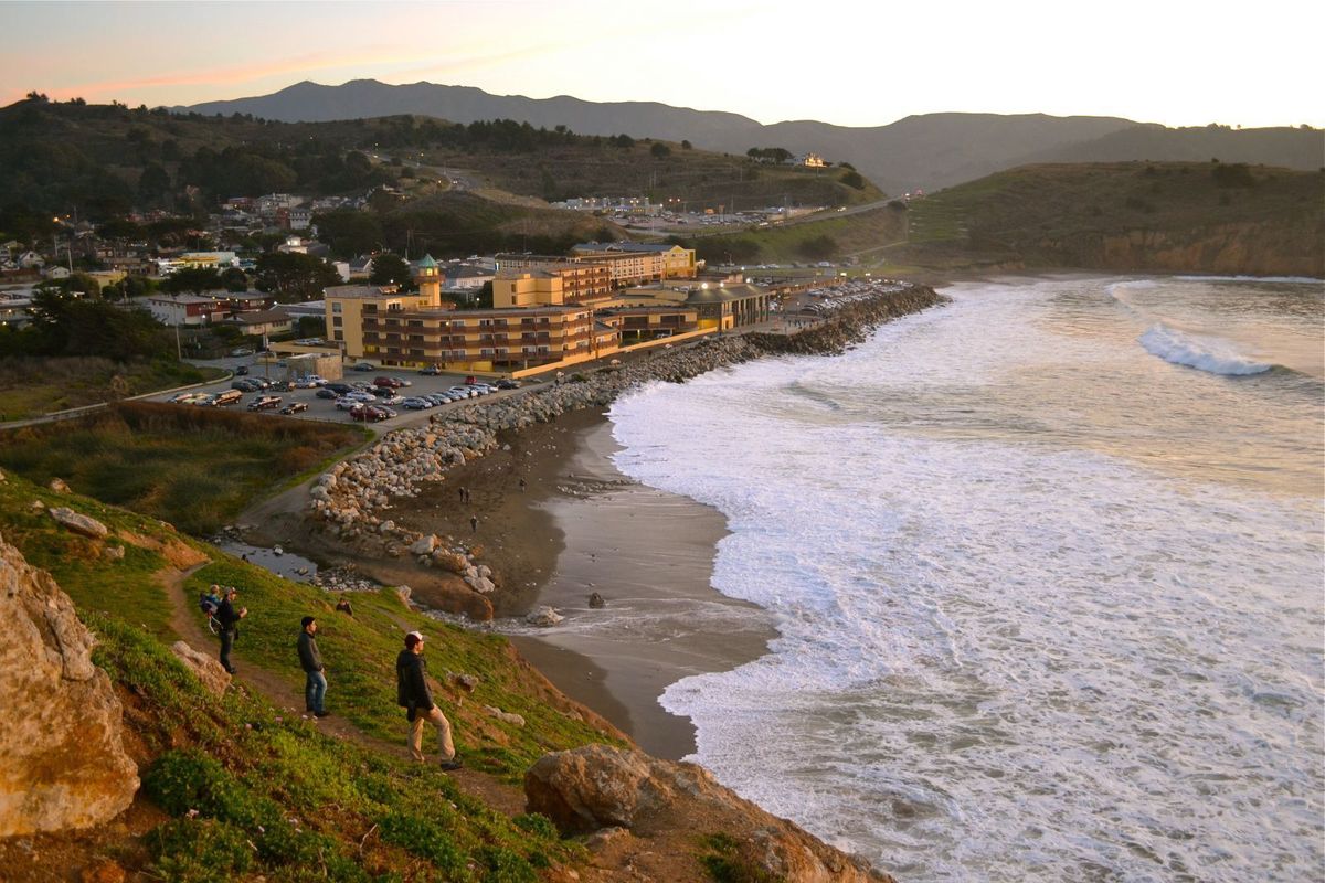 Modern Guide to Pacifica: Surf, Sand, Craft Brews + Barbecue [Updated]