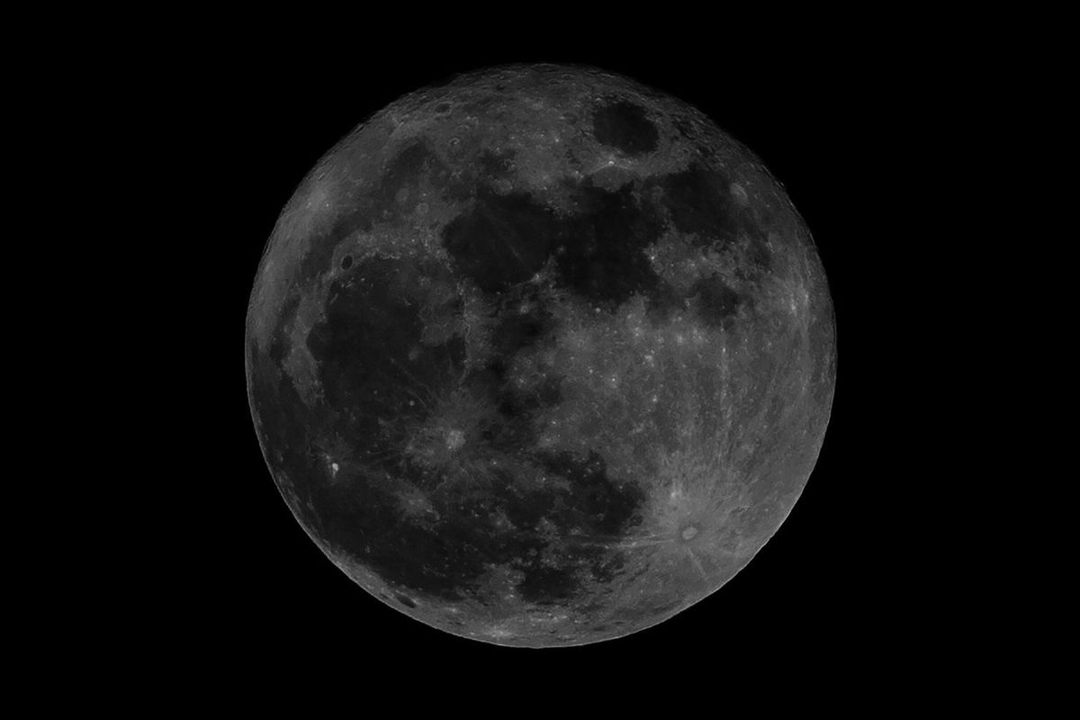 Rare Black Moon Makes for Great Stargazing