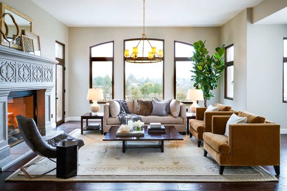 Steph Curry's House For Sale, Facebook Hotel + More Local News