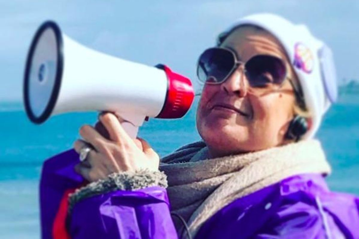 Purple People: Golden Gate Bridge Demonstrators Send the Message That Love Trumps Hate