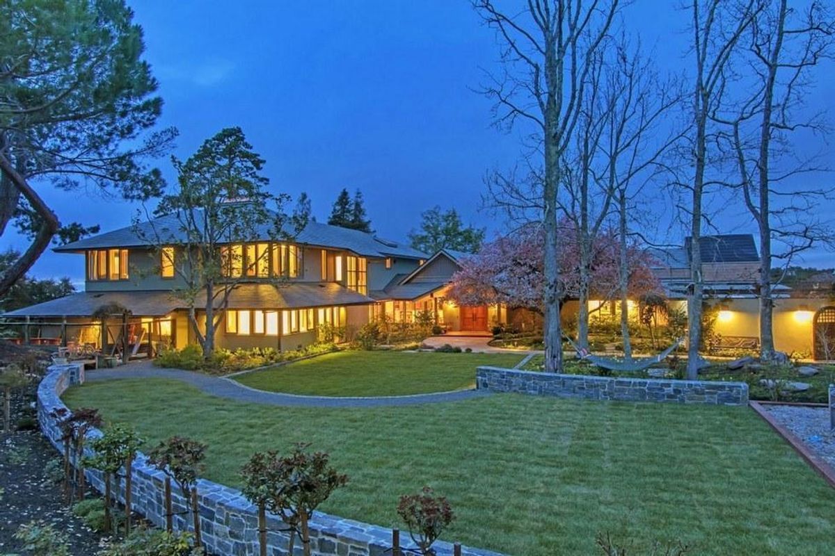 This $5.75 Million Orinda Estate Even Has A Private Observatory!