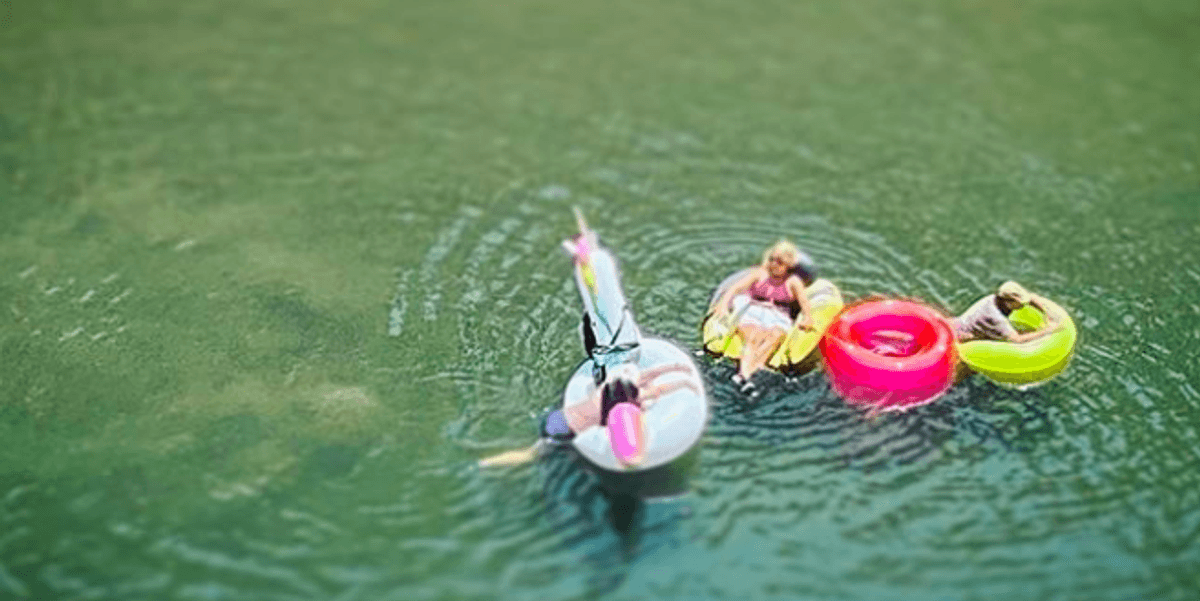 How to Plan the Ultimate Russian River Float Trip