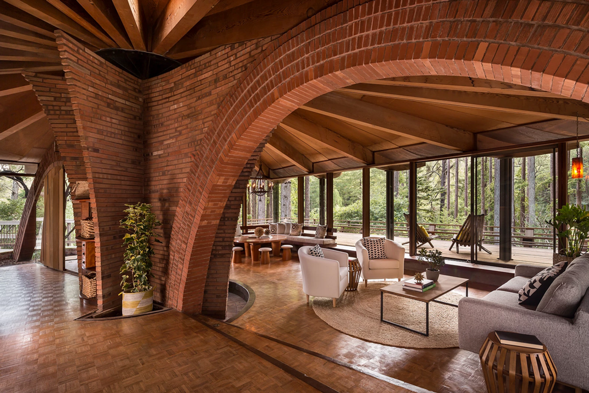 $2.7 Million Midcentury Marin Home Is an Architecture/Nature Lover's Dream