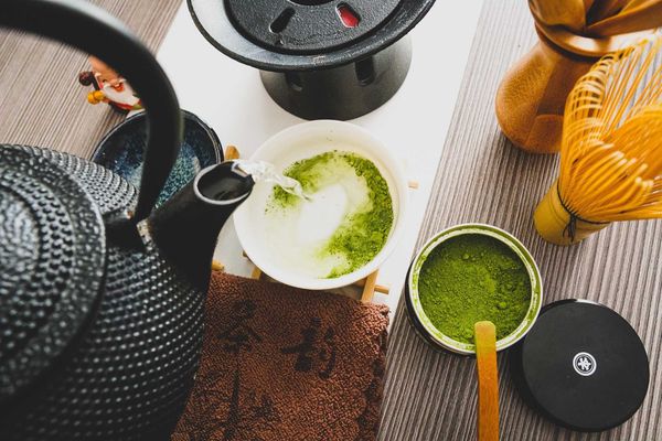 matcha tea, whisk, tea pot