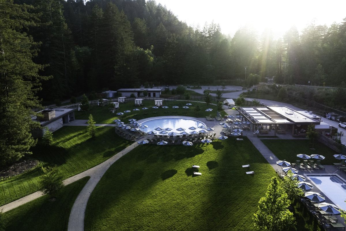 pool-club-sonoma-summer-getaway