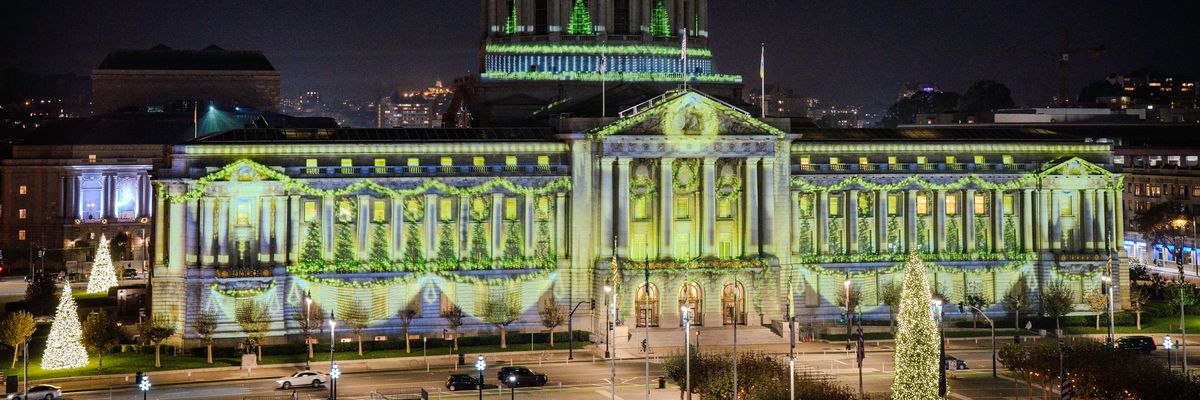 San Francisco city hall lit up for christmas